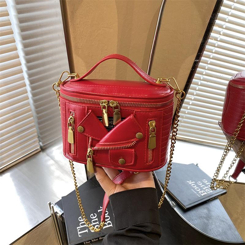 

Personalized leather jacket small bag 2025 new fashion niche shoulder bag women s versatile messenger clothes small square bag хакі