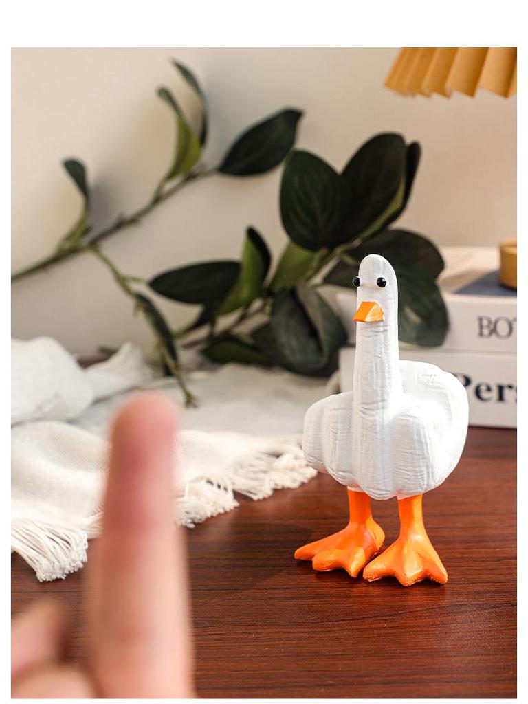 Creative Middle Finger Duck Resin Ornament - Funny Sand Sculpture Birthday Gift