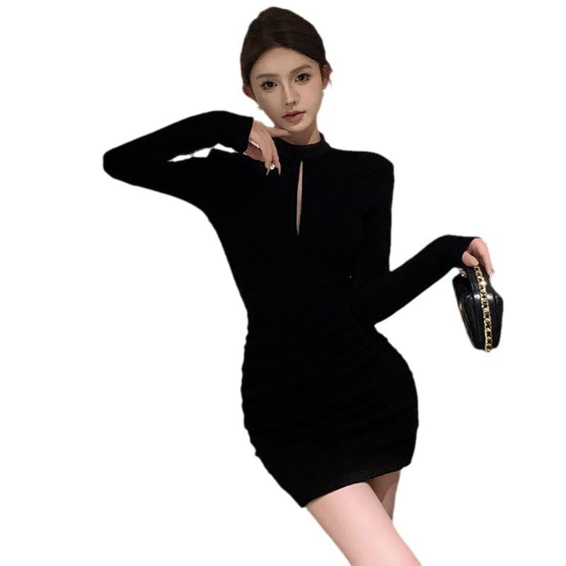 Women's Retro Sexy Pleated Skinny Long Sleeve Hip Wrap Dress