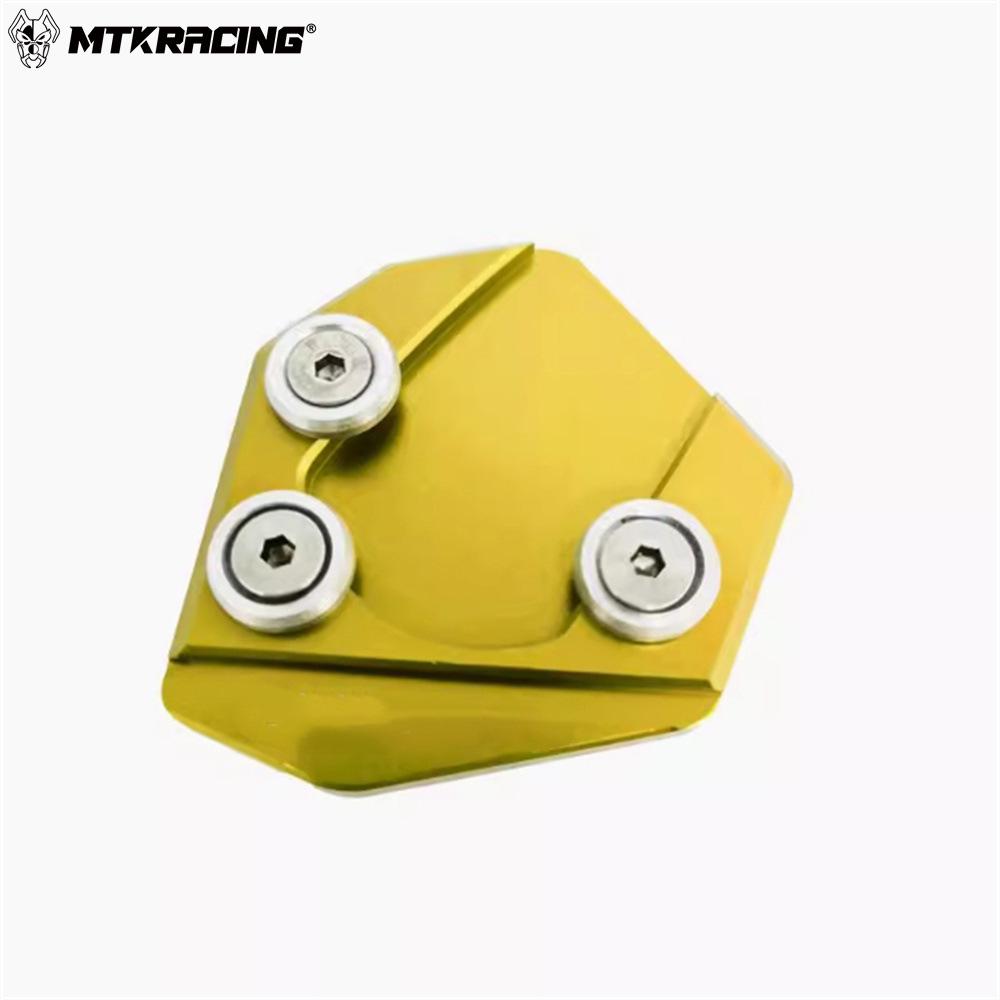 

Yamaha FORZA SMAX 155 Modified Seat, Enlarged Footrest & Side Kickstand золотой