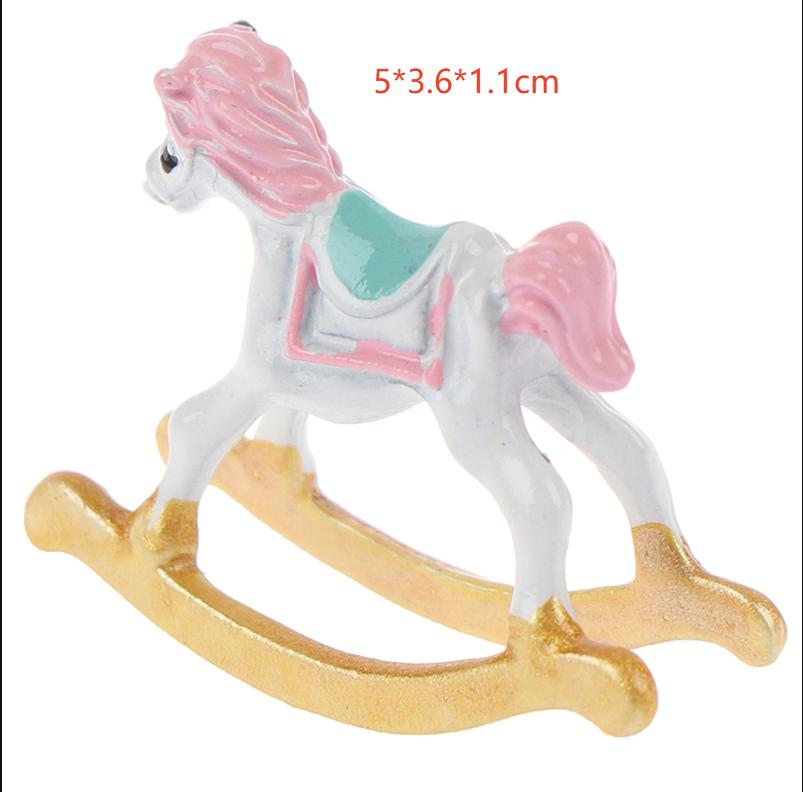Artigianato in Legno Cavallo a Dondolo Statua Arte dell'Equilibrio Statuette Decorazioni per la Casa Giocattoli per Bambini Cavallino Intagliato a Mano Regali Decorazioni per Ufficio Casa