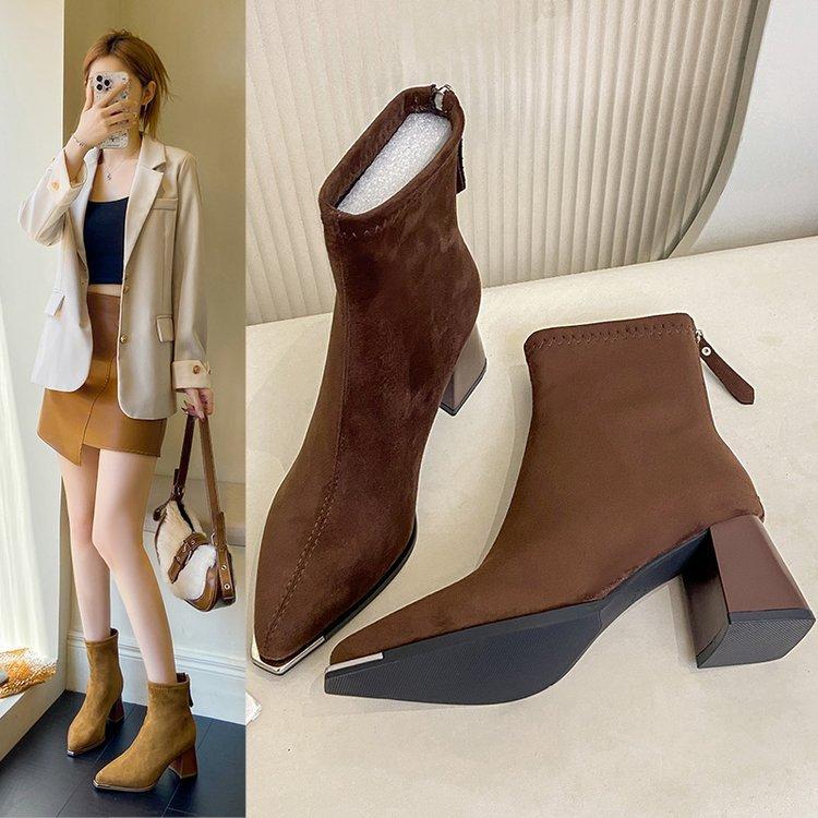 Black French High-heeled Short Boots Women's 2025 New Retro Metal Square Head Thick Heel Thin Boots Rear Zipper Fashion Boots