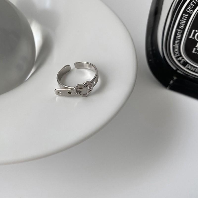 Unique Design Stylish Silver Plated Finger Ring For Women Adjustable And Trendy