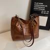 2025 Women's Retro Large Capacity Tote - Autumn/Winter Casual Versatile Commute Shoulder Bag