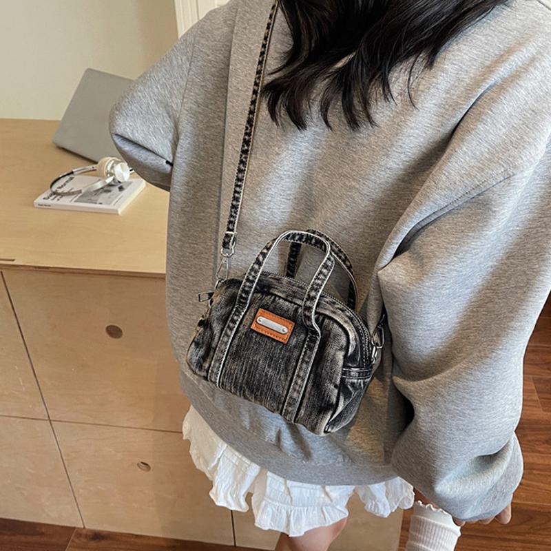 Vintage Denim Women's Small Purse and Handbags Large Capacity Bowling Crossbody Bags Versatile Shoulder Bags CLE