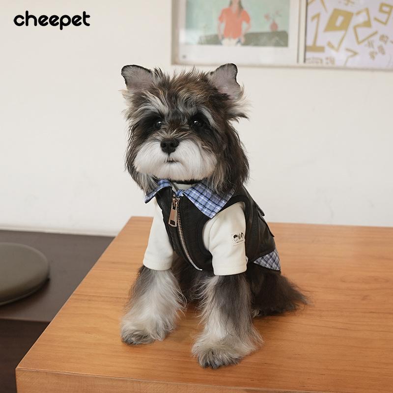 Wind Herbst und Winter Haustier Lederjacke Schnauzer Baumwollkleidung kann geschleppt werden