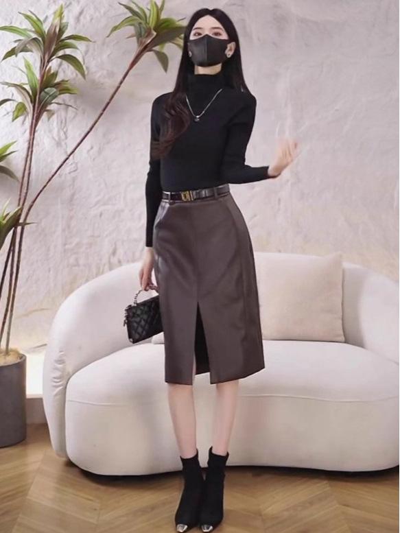 Korean Retro High-Waist Slit Leather Skirt - Autumn/Winter Mid-Length, Slimming, Versatile Design for Women