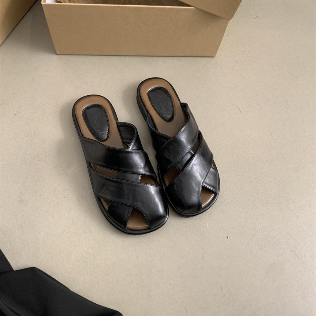 Koreanische Version von Taschenkopf-Flachboden-Slippern für Damen, Sommer 2024 neu, zum Ausgehen, mit runder Spitze, lässig, vielseitig, halboffen, Faulenzer-Schuhe, Slipper