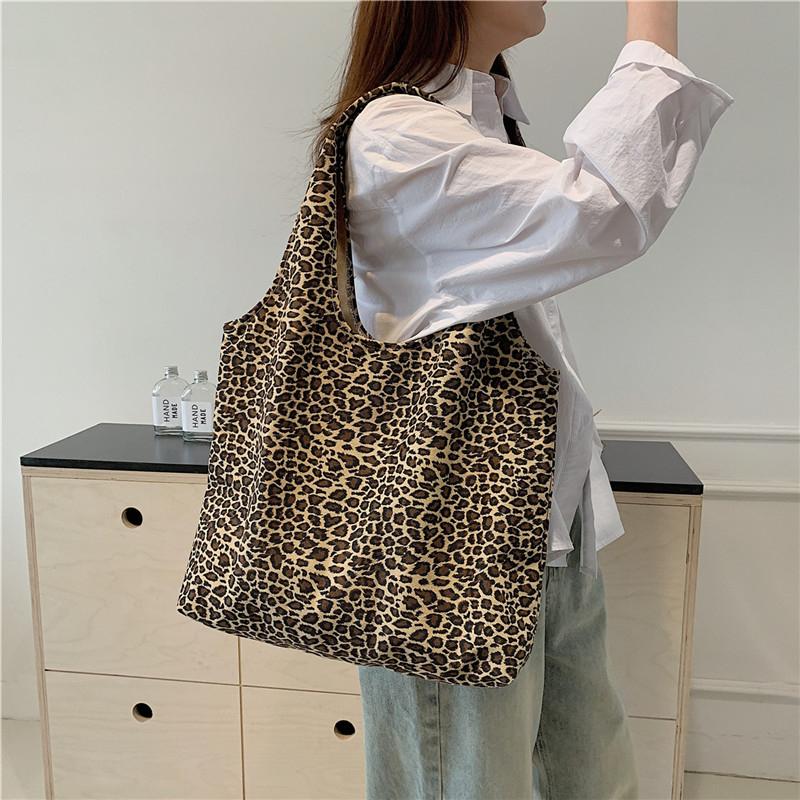 Leopard Print Tote Bag Women's Large Capacity Shoulder Bag Portable Underarm Bag