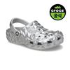 Crocs Public Cls Metallic Geometric Clog Sv  24sucl210002 