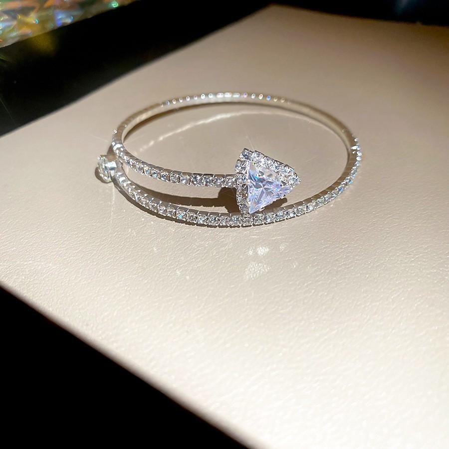 Super Flash Zircon Round Heart-shaped Flower Multi-layer Open Bracelet Exquisite and Beautiful Bracelet Light Luxury Jewelry Women