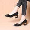 Vintage schwarze Flache Damenschuhe aus weichem Leder mit flacher spitzer Zehenpartie und dickem Absatz, Neu Frühling Sommer, Vielseitige High Heels