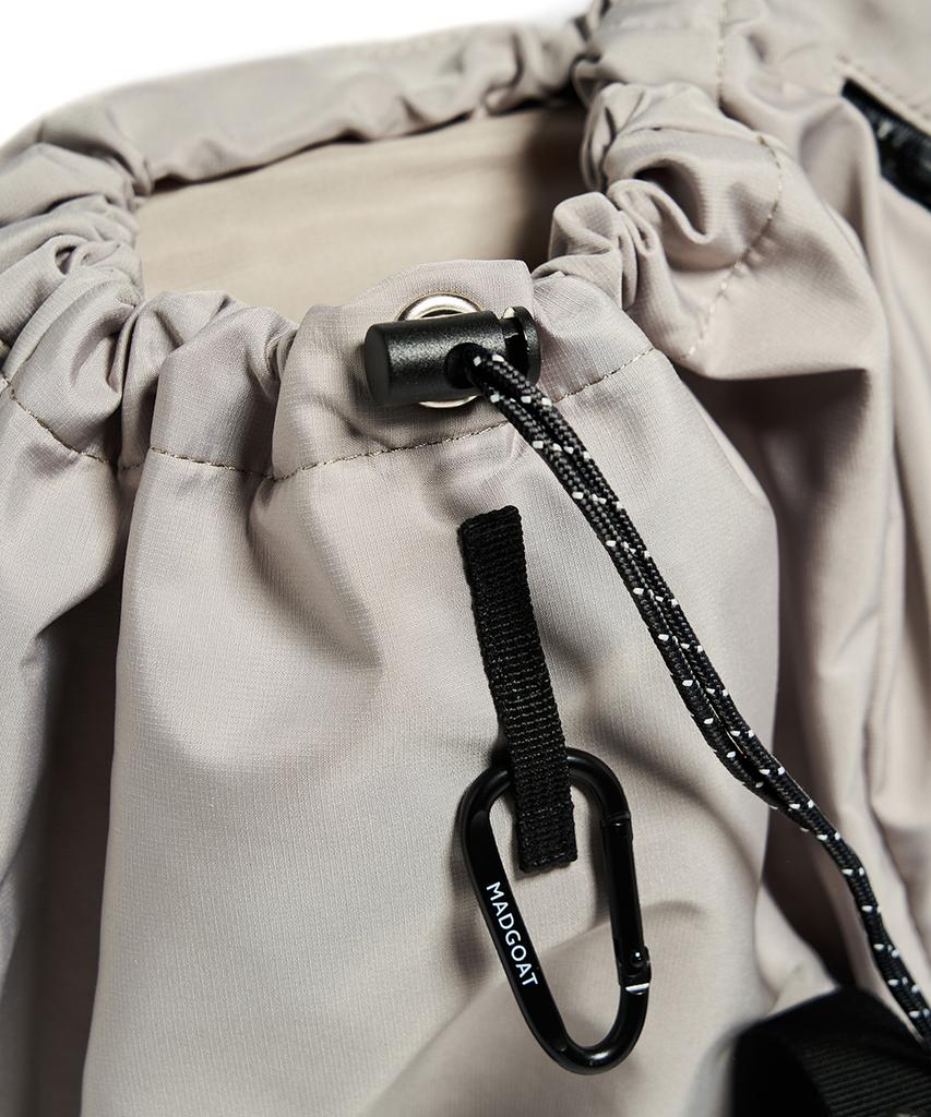 Madgoat City String Backpack_Sand Grey