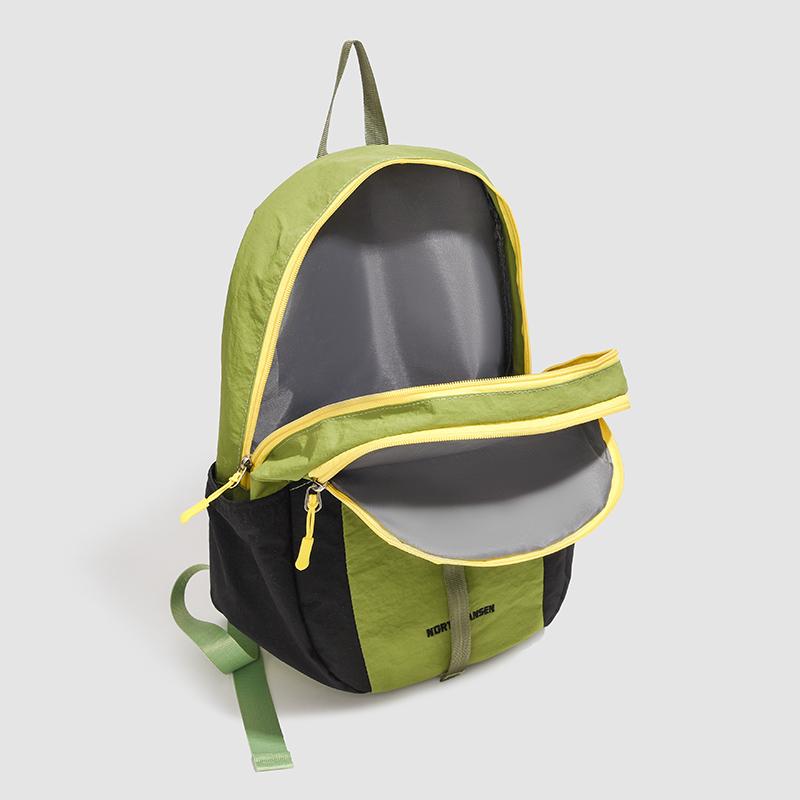 Contrast Color Stitching Outdoor Backpack Ultra Light Waterproof Backpack Large Capacity Women's Travel Bag