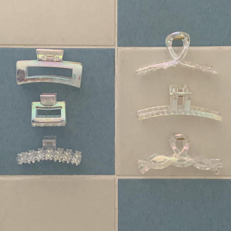 Clear Aurora Hologram Hair Clip kink