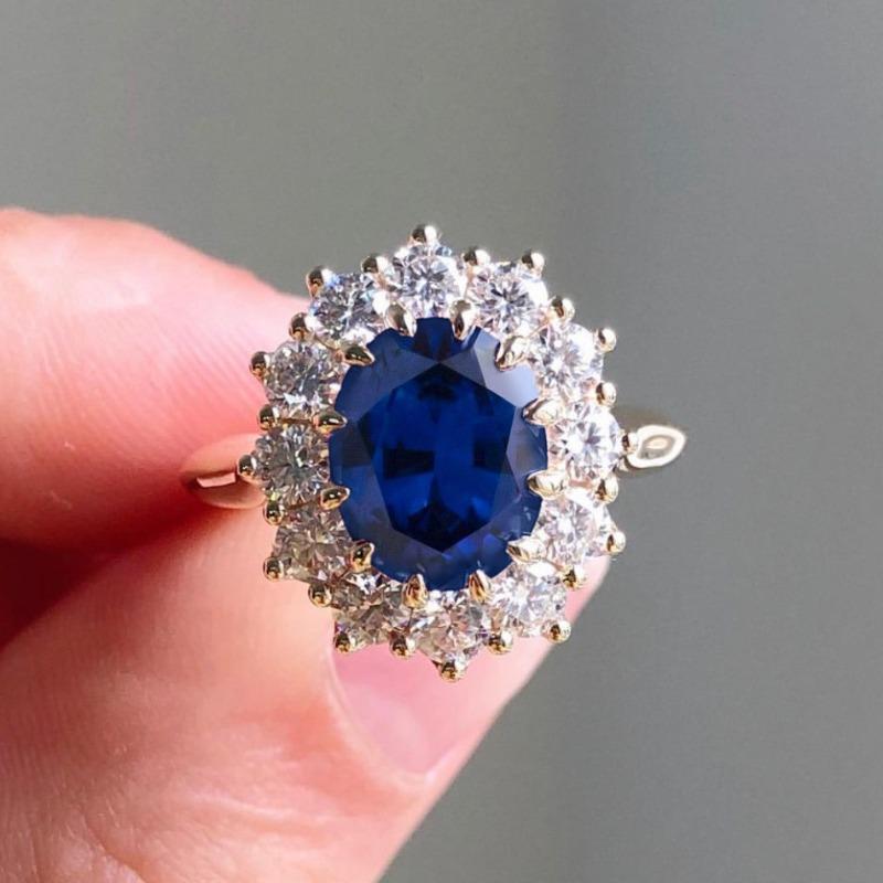 Exquisite Gold Color Oval Inlaid with Blue Zircon Women's Ring Classic Fashion Engagement Wedding Ring Woman Jewelry
