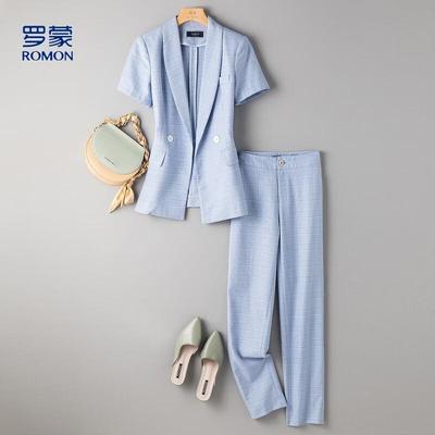 Abiti e completi – Completi con pantaloni