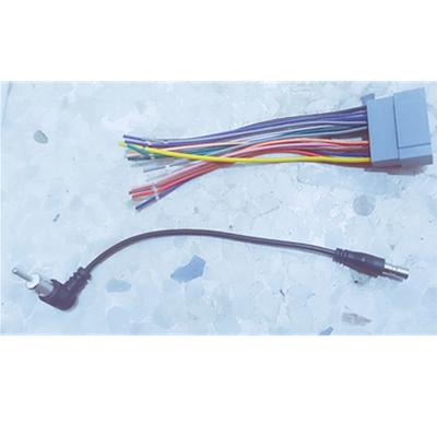 Accesorios para la electrónica del coche – Cables, adaptadores y enchufes