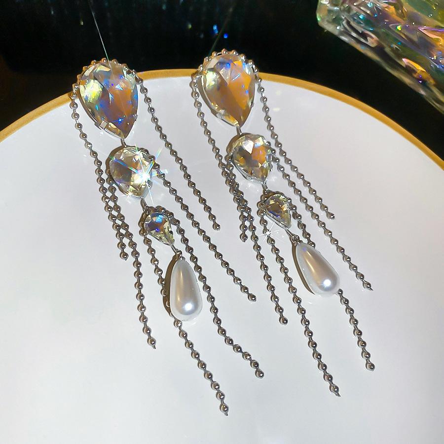 Silver needle with diamond fringed water drop pearl stud earrings personalized light luxury earrings design sense niche earrings