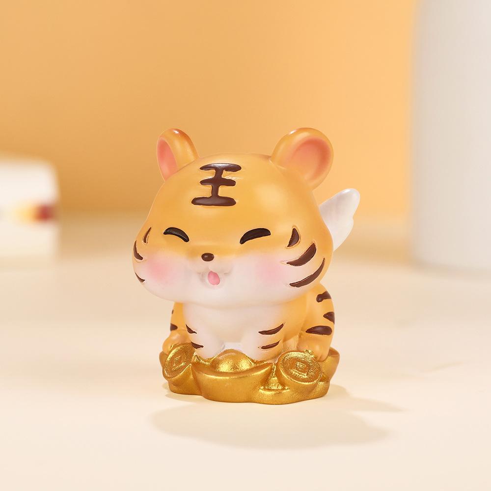 Twelve Zodiac Figurines, Cartoonish and Cute Cake Decorations, Resin Handicrafts, Office Desk Decorations, Small Ornaments