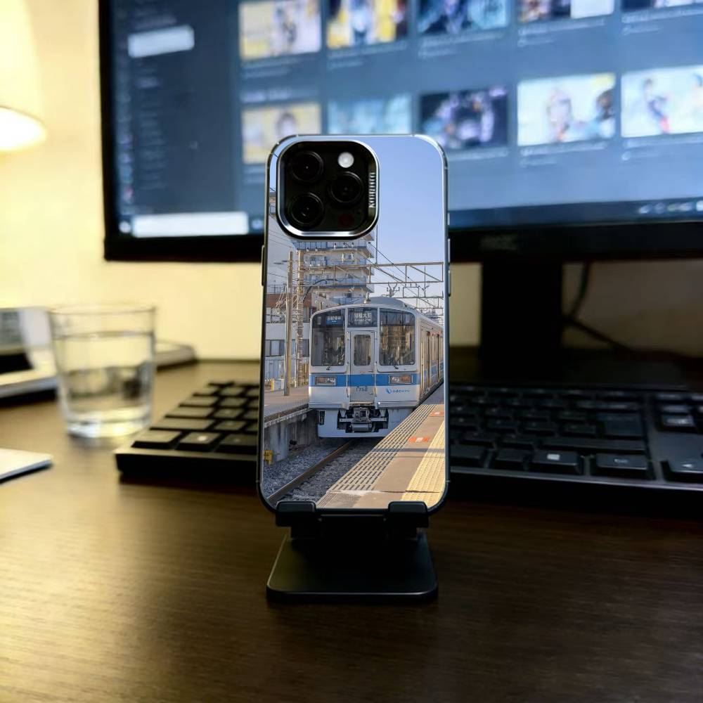 Japanische Züge und Stadtansichten Handyhülle Für iPhone 17,16,15,14,13,12,11 Plus,Pro Max,XS,Farbige Silberbeschichtete Innenabdeckung