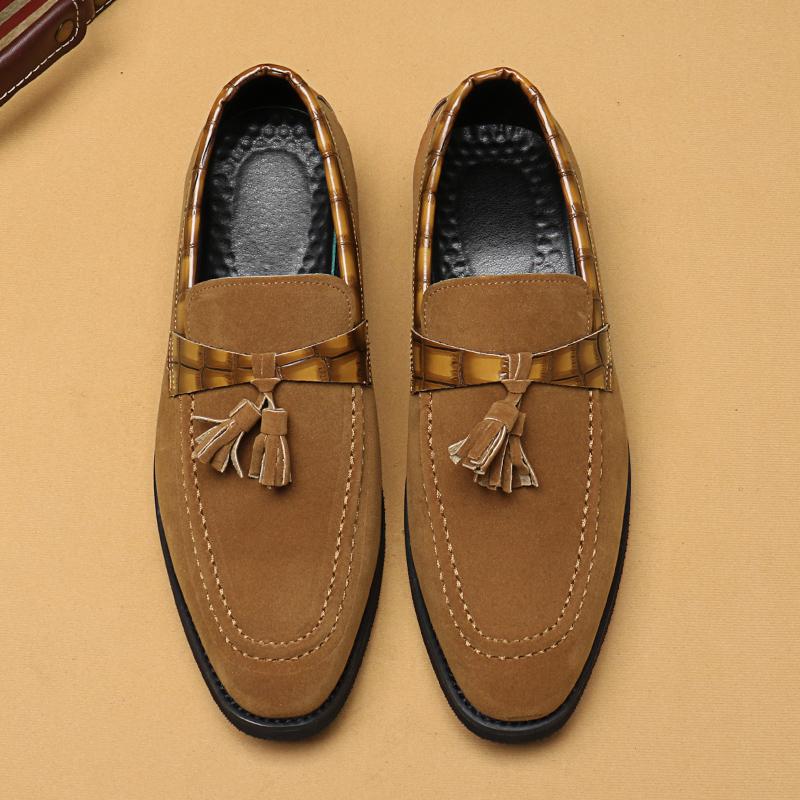 Mens Classic Tassels Loafers Moccasins Fashion Men's Slip-on Casual Shoes Men Party Wedding Outdoor Driving Flats