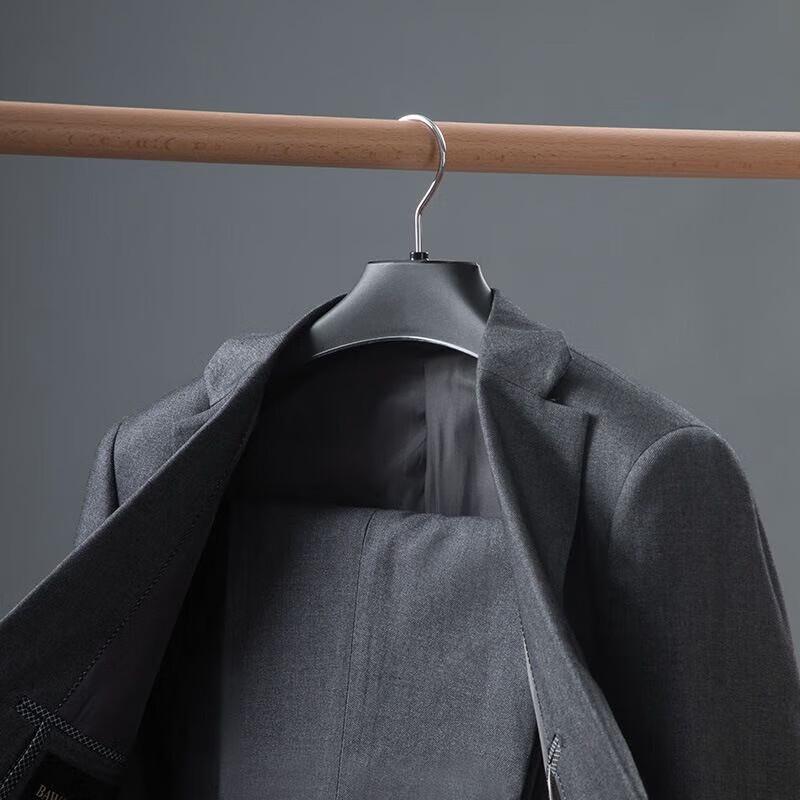 Camellia Plastic Suit Hanger