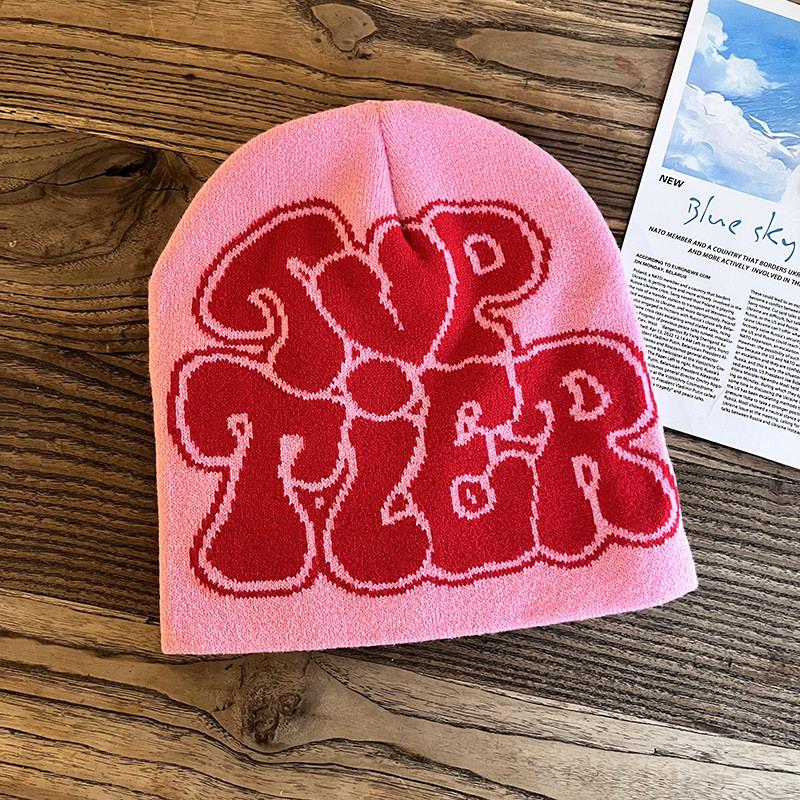 Fashion Knitted Hat With Letter And Heart Embroidery Design For Casual Daily