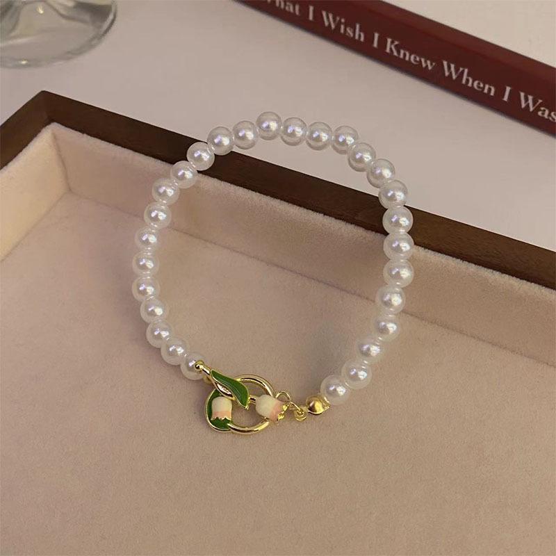 Mercury's French Retro Style Pearl Bracelet Light Luxury Niche Design High-end Exquisite Versatile Beaded Jewelry