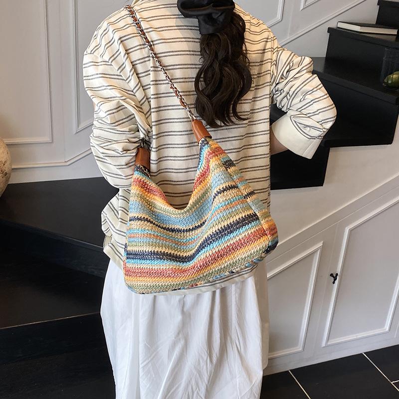 Seaside Vacation Beach Women's Leisure Large-capacity Fashion Contrasting Color Versatile Shoulder Messenger Bag