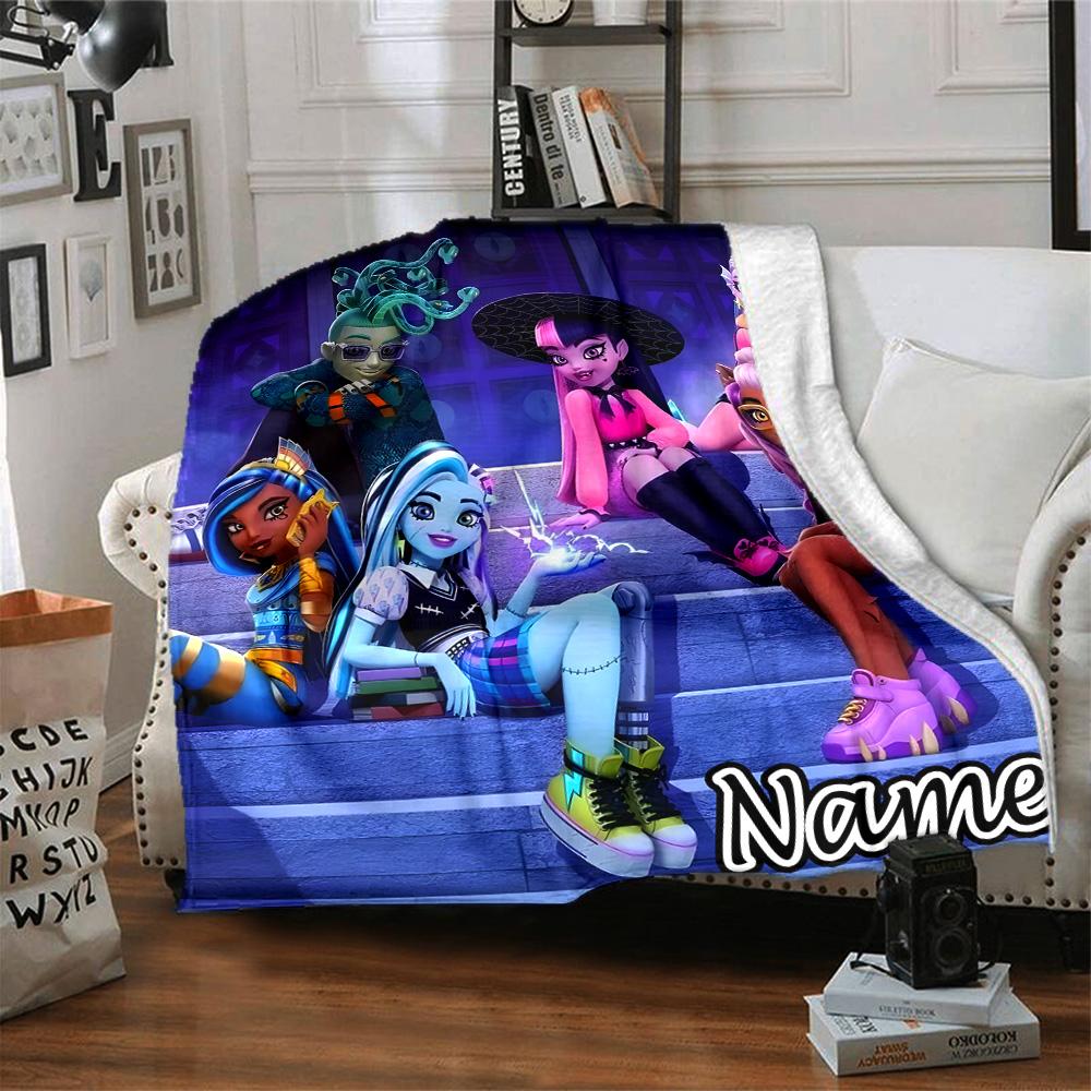 Customizable Monster High Draculaura4 Throw Blanket – Personalized Name, All-Season Cozy Snug Blanket, Machine Washable, Personalized Blanket