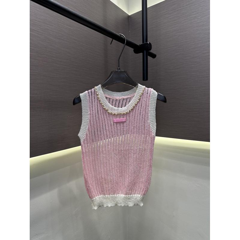 European Chic Hollow Knit Vest - Slimming, Flattering Short Top (2026 Summer Collection)