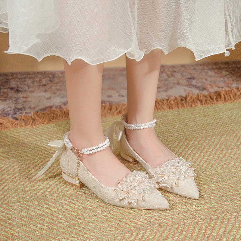 2025 new French flower wedding shoes bride shoes wedding dress wedding dress satin high heels women's thick heel bridesmaid shoes