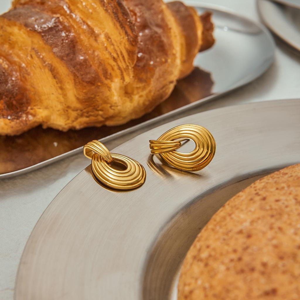 Youthway Hollow Striped Drop Stud Earring Stainless Steel Anti Allergic Ears Jewelry Waterproof Minimalism Stud Earring