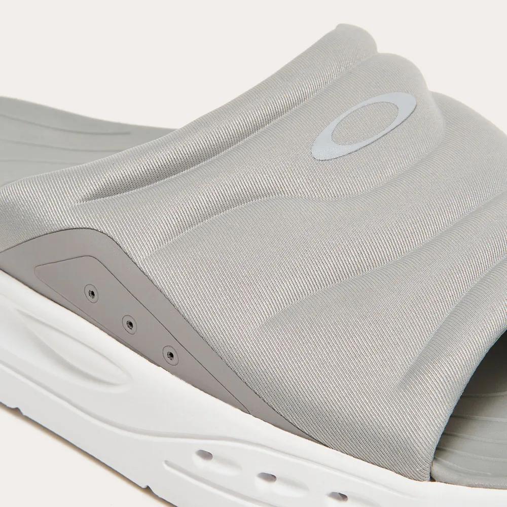 Oakley Sandalen Studio Slide