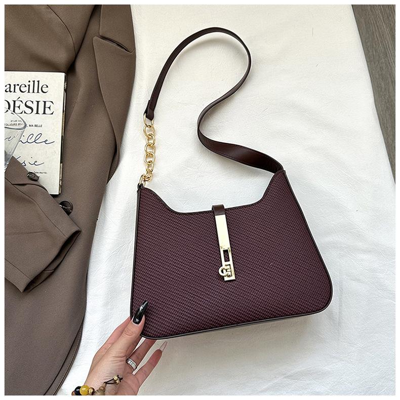 

Премиальная сумка женская 2025 новая трендовая женская сумка простая и универсальная сумка через плечо текстурная нишевая женская сумка