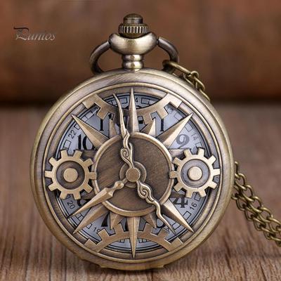 Collana con pendente per orologio da tasca al quarzo con numero di ingranaggio cavo unisex vintage di Puntos