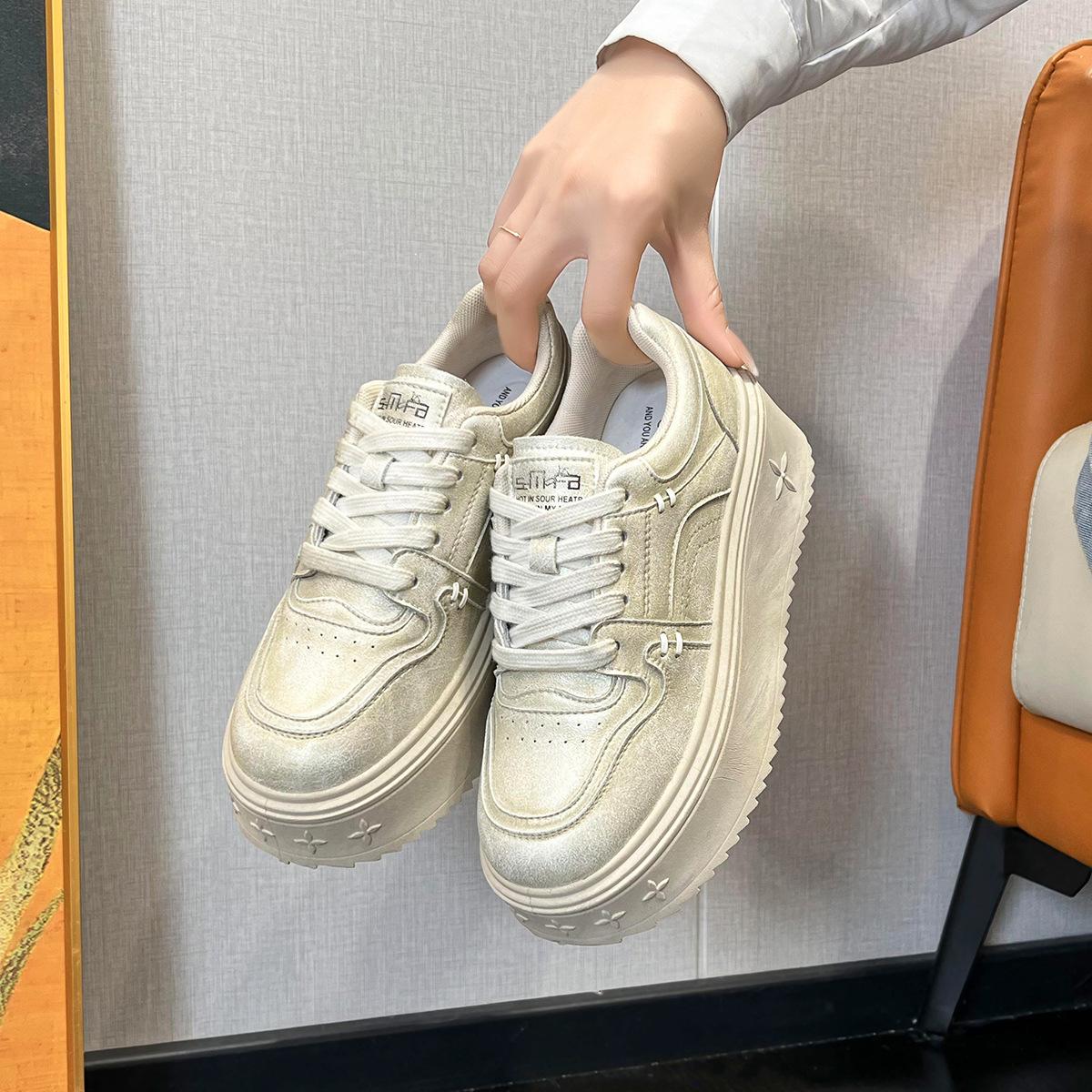 

Мода 2024 года, новые кожаные женские белые повседневные кроссовки, дышащие женские вулканизированные спортивные туфли для ходьбы и бега на платформе, белые 40 золотой