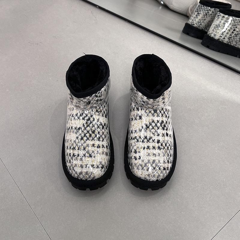 

Модные клетчатые повседневные зимние ботинки детские осенне-зимние новые верхняя одежда водонепроницаемые и нескользящие утепленные хлопковые ботинки 35 чёрный