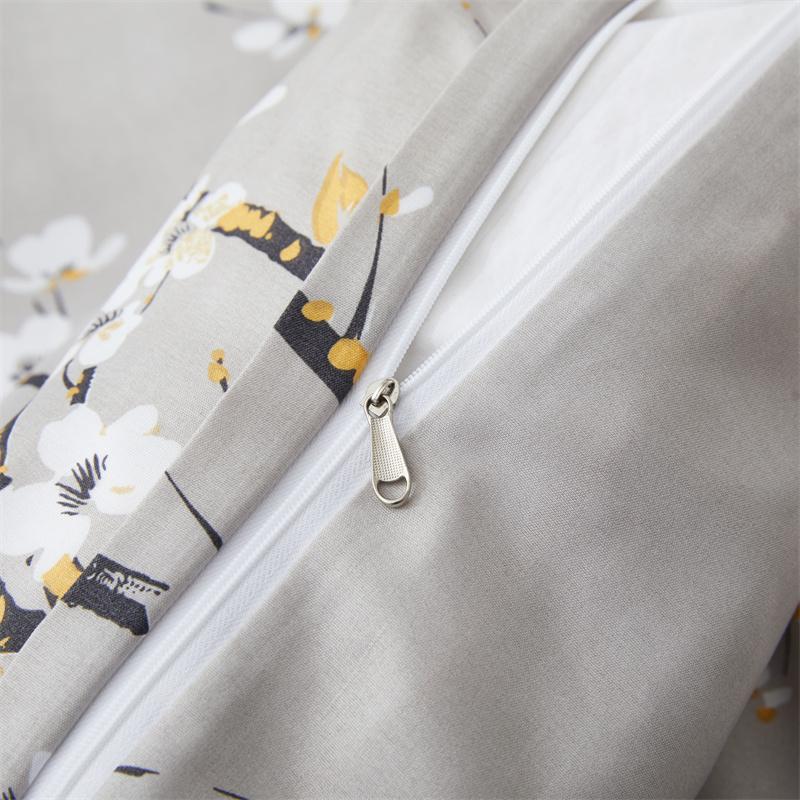 Light Grey Floral Duvet Cover Queen King, Microfiber Flower Plum Blossom Print Bedding Set Reversible Botanical Comforter Cover