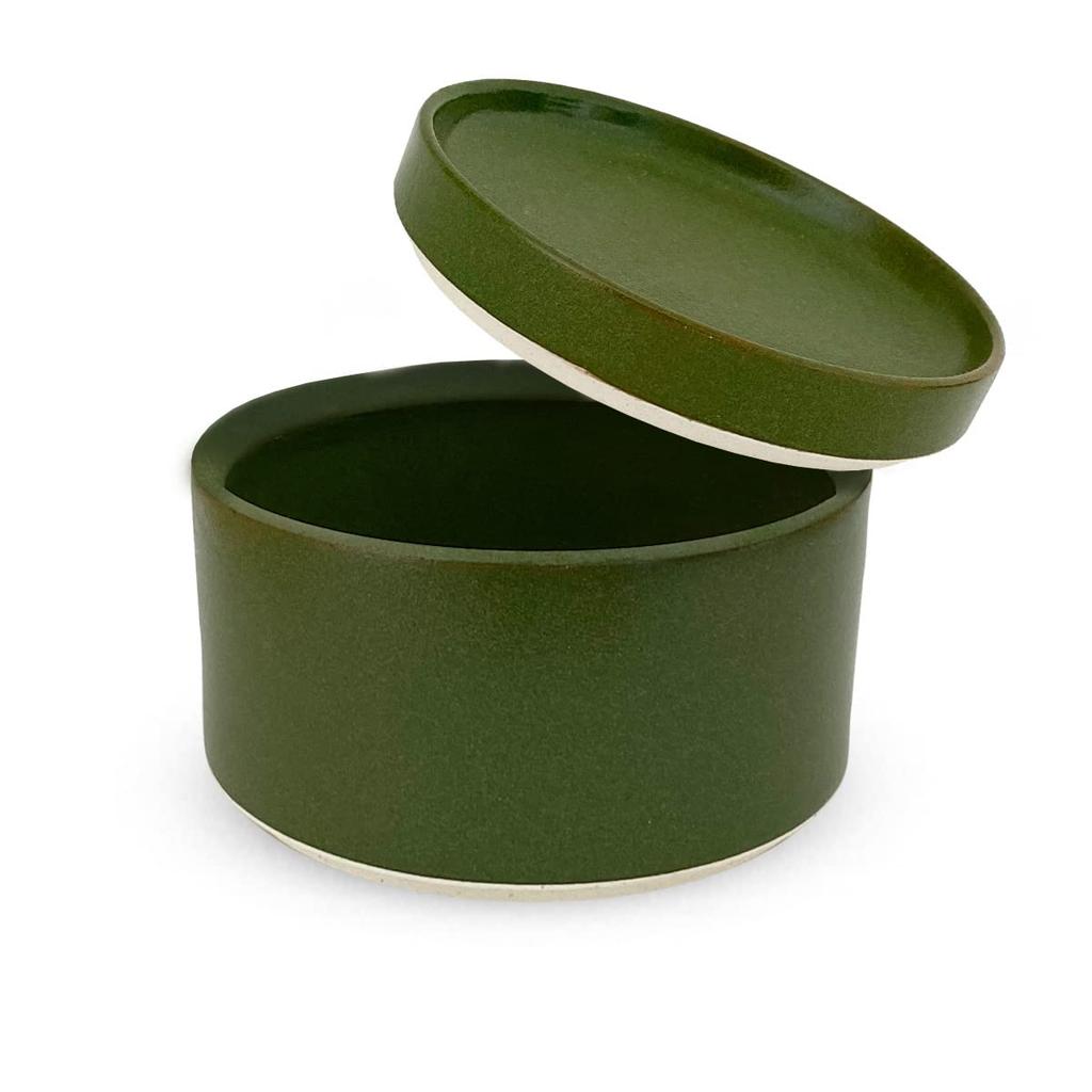J Kitchens Kunzangama Ceramic Storage Small Plate with Hasami Made In Japan Container, Small, Microwave-Safe, Green, 11x7.5cm, Lid, Dishwasher-Safe,