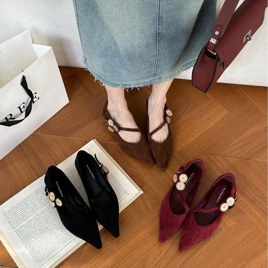 2025 spring and autumn new fashion versatile flip pointed head low heel shallow mouth single shoes women's flannel flowers Mary Jane