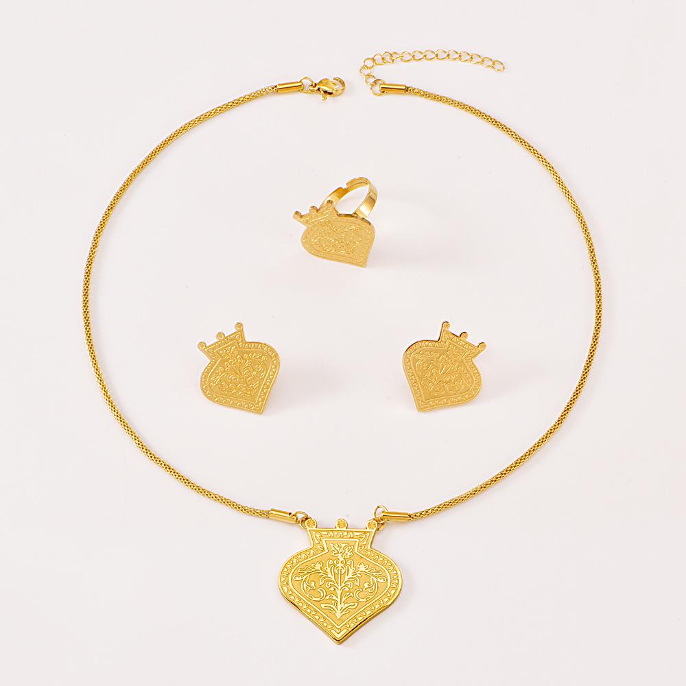 Elegant Titanium Steel Crown Heart Jewelry Set: Necklace, Earrings, & Ring