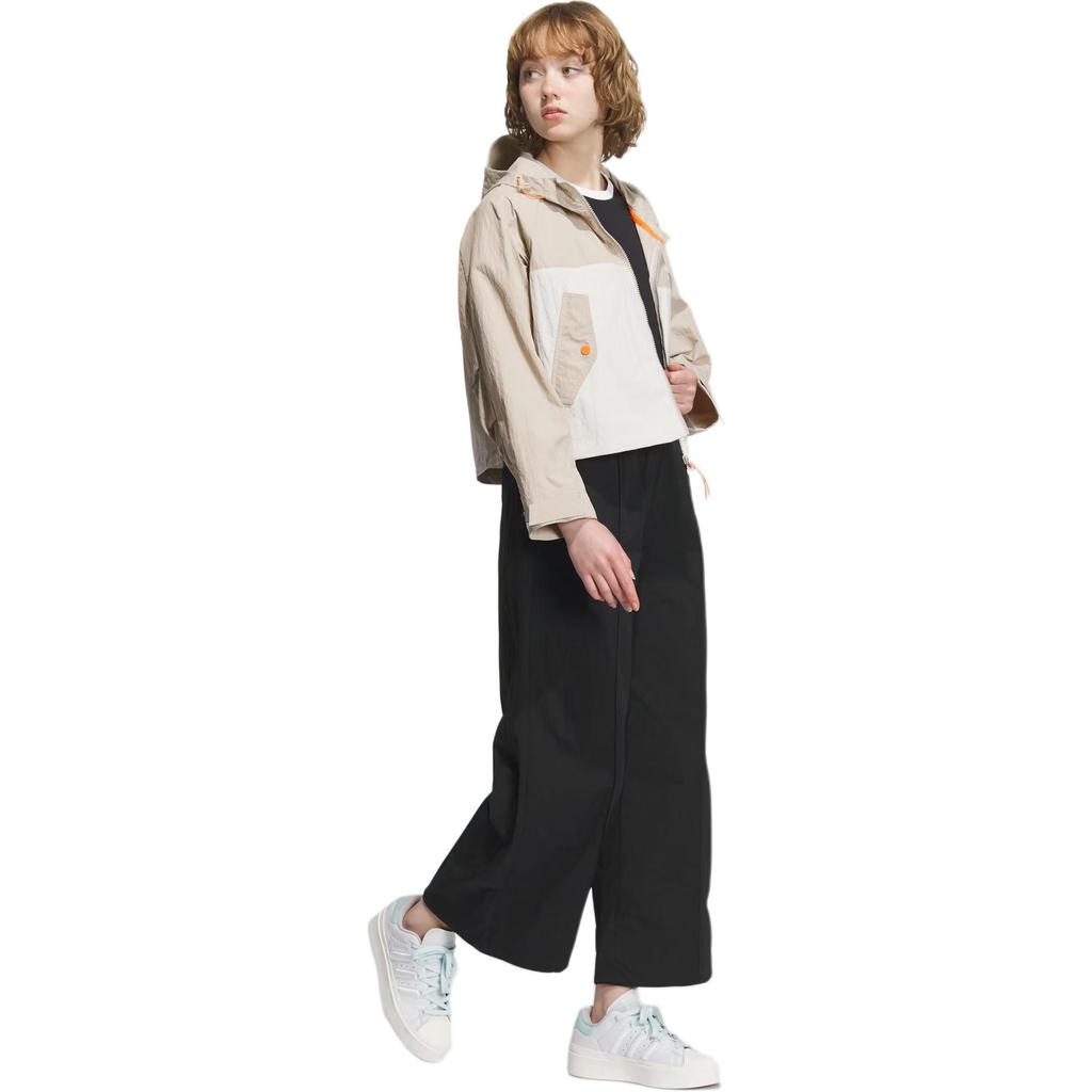 adidas Originals Adventure Jacket With Contrasting Panels Women Jackets Light-Khaki IU4817