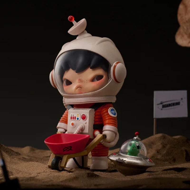 New POP MART Hirono Searching For Aliens Trendy Figures PPMT-2507-0039