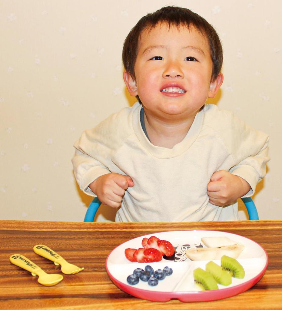 Kano Disney Mickey Golden Days Antibacterial Lunch 21 x Minnie 74504 Plate, 18.5 cm, Mouse,