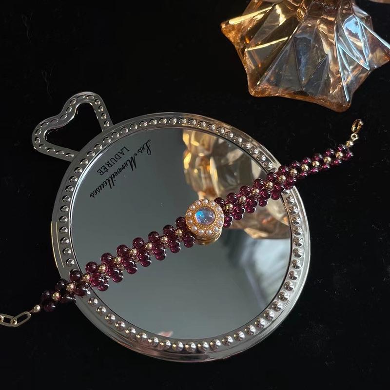 Pearl moonstone bracelet French retro court style bracelet light luxury temperament high-end jewelry women