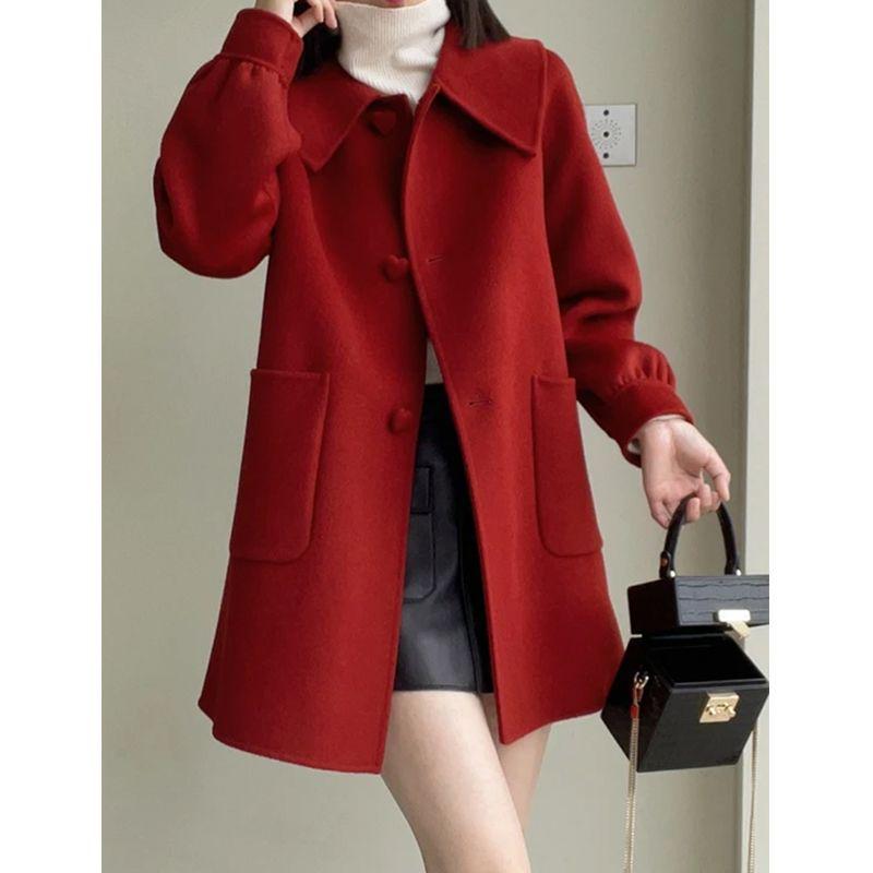 2024 Fall/Winter Heart Buckle Slimming Wool Coat with Peter Pan Collar