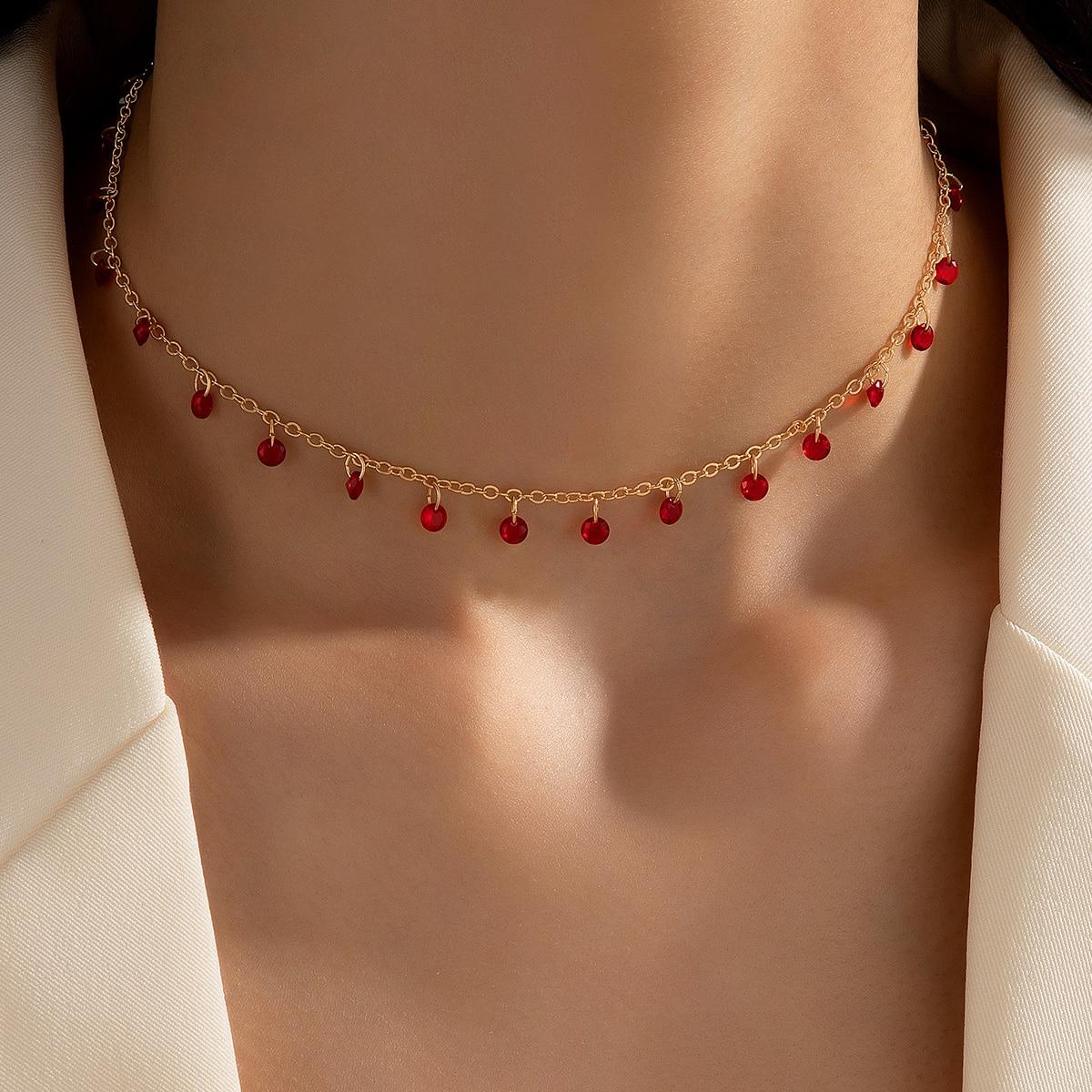 

Французское ретро цветное циркониевое ожерелье-чокер для женщин, свежий стиль, универсальное повседневное короткое ожерелье на ключицу