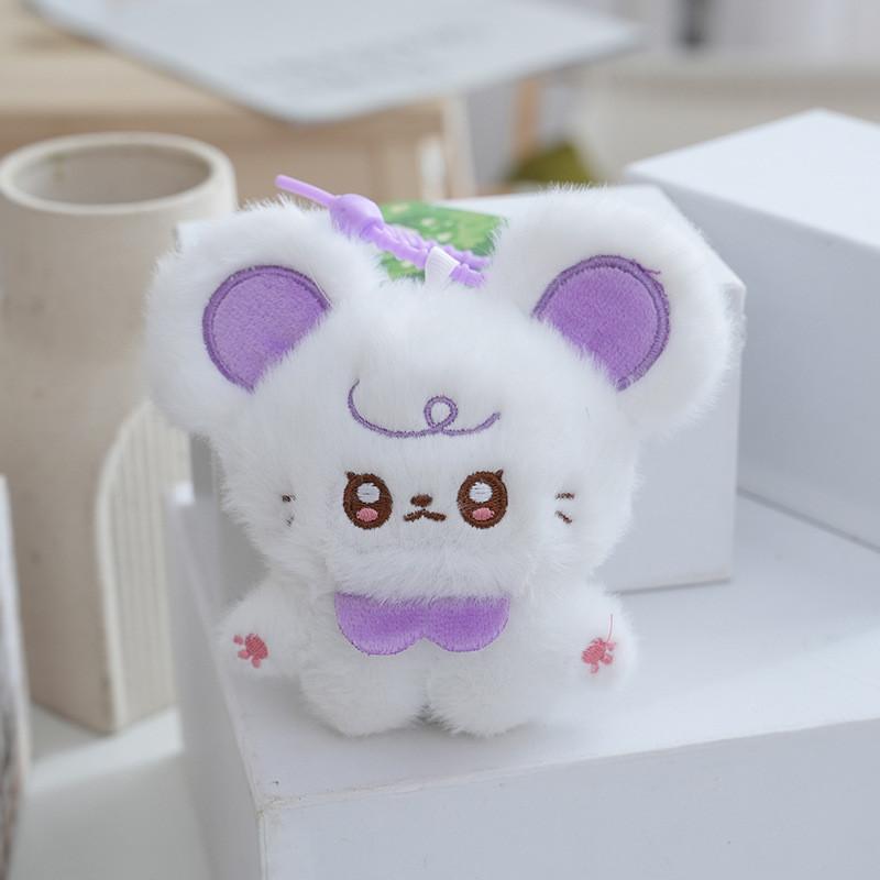 

Плюшевый брелок в виде мышки с набивкой из ПП хлопка для украшения рюкзака и в качестве подарка фиолетовый